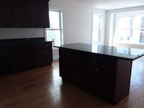 2 Judge Street Path in Boston, MA - Foto de edificio - Building Photo