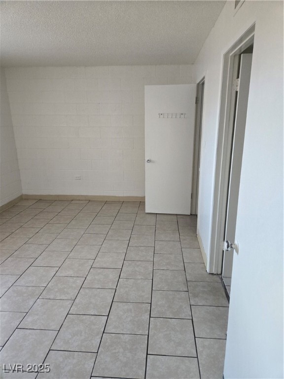 property at 818 S 7th St
