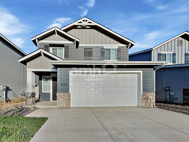 property at 4065 N Keklik Ave