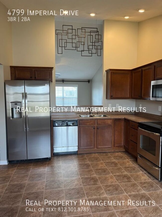 4799 Imperial Dr in Newburgh, IN - Building Photo - Building Photo