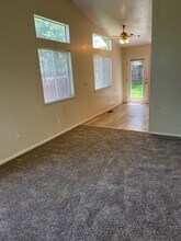 7635 Devonshire Ln in Reno, NV - Building Photo - Building Photo
