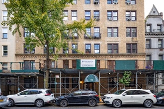 32 W 82nd St in New York, NY - Foto de edificio - Building Photo