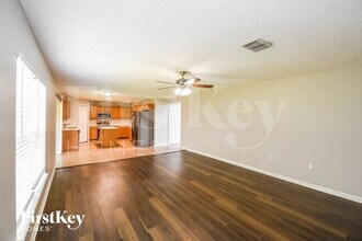 7094 Shady Pine Ct in Jacksonville, FL - Building Photo - Building Photo