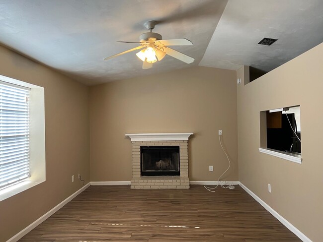 2652 Millbank Dr in Tallahassee, FL - Building Photo - Building Photo