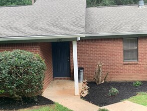 165 Windy Hill Ct in Athens, GA - Building Photo - Building Photo