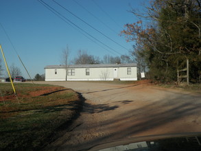 1730 Bowman Hwy in Dewy Rose, GA - Building Photo - Building Photo