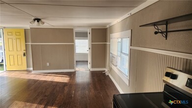 206 E Reagan Ave in Copperas Cove, TX - Building Photo - Building Photo