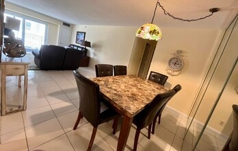 3215 S Ocean Blvd in Highland Beach, FL - Building Photo - Building Photo