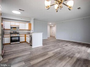 1301 Karen Blvd in Capitol Heights, MD - Building Photo - Building Photo