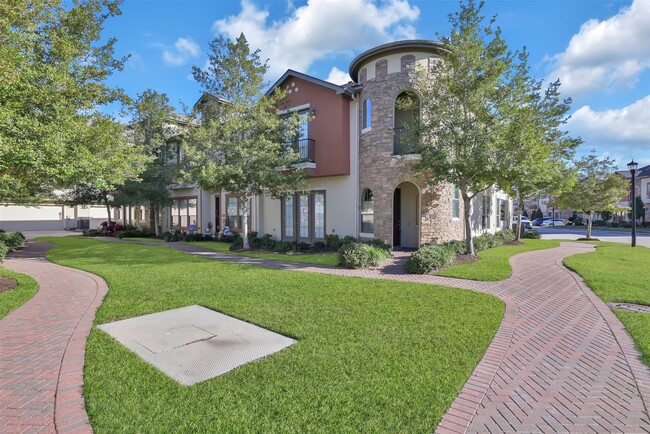 14527 San Pietro Dr in Houston, TX - Building Photo - Building Photo