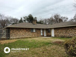 419 Edmonds Way in Desoto, TX - Building Photo - Building Photo