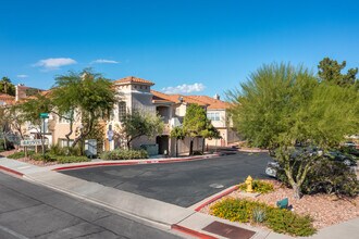 Bayview in Boulder City, NV - Foto de edificio - Building Photo