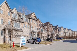 1170 Carnegie Dr in Mississauga, ON - Building Photo