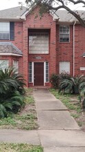 15003 Changing Oak Ridge Ct in Houston, TX - Building Photo - Building Photo