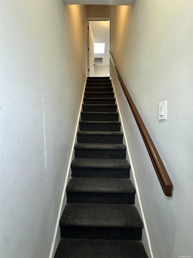 4042 Paulding Ave, Unit 2 in Bronx, NY - Building Photo - Building Photo