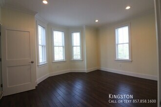 140 Minden St in Boston, MA - Building Photo - Building Photo