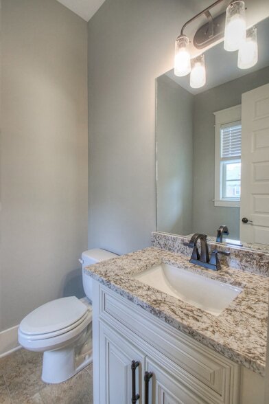 105 Lafayette Ct, Unit 136W in Nashville, TN - Building Photo