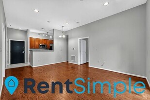 309 Holland Ln in Alexandria, VA - Building Photo