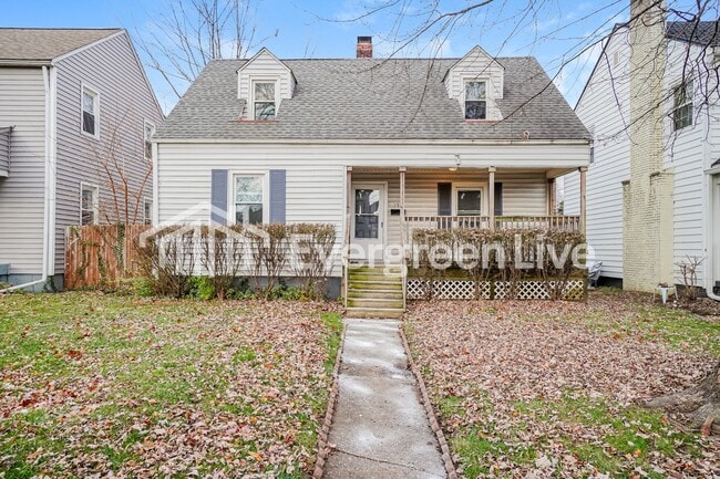 property at 1714 Bide A Wee Park Ave