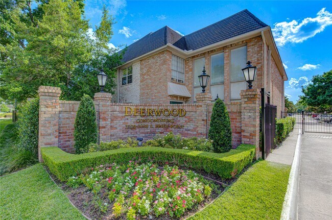 property at 2232 S Piney Point Rd
