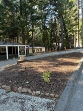 14667 Bridgeport Cir in Magalia, CA - Building Photo - Building Photo