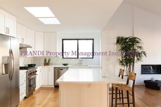 50 Granada Dr in Corte Madera, CA - Building Photo - Building Photo