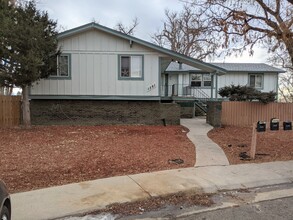 1363 Mobile St, Unit 1363 in Aurora, CO - Foto de edificio - Building Photo