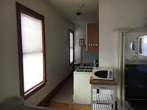 38 Linden St-Unit -n/a in Boston, MA - Building Photo - Building Photo