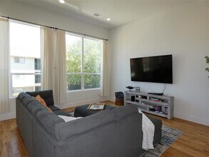 2317 Moser Ave in Dallas, TX - Building Photo - Building Photo