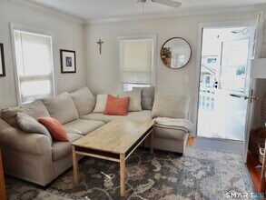 75 St Charles Ave in Stamford, CT - Building Photo - Building Photo