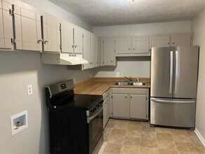 3428 W Hamilton Ave in Nashville, TN - Building Photo - Building Photo