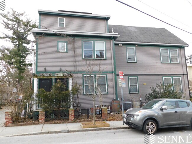 43 Sherman St, Unit 1 in Cambridge, MA - Building Photo - Building Photo