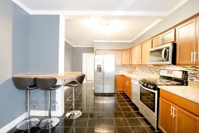 445 Columbus Ave, Unit 1 in Syracuse, NY - Building Photo - Building Photo