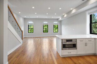 1349 N Noble St, Unit 3 in Chicago, IL - Building Photo