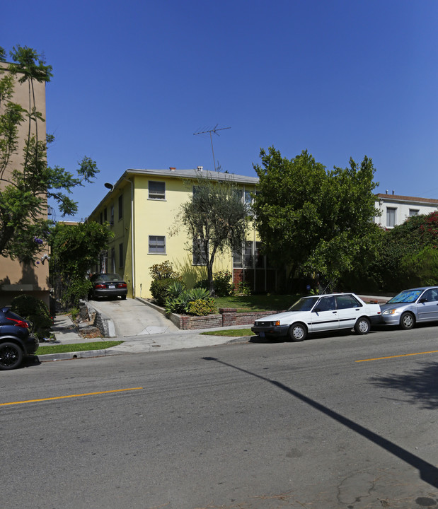 357 S Hoover St in Los Angeles, CA - Building Photo