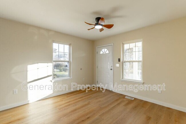 2205 E 12th St in Chattanooga, TN - Building Photo - Building Photo