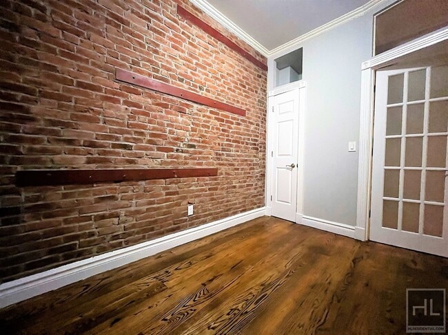 West 14th Street in New York, NY - Foto de edificio - Building Photo