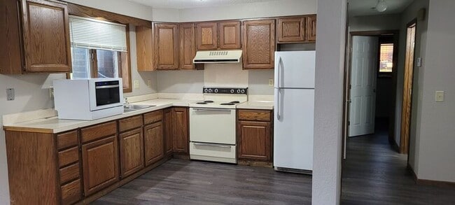 1755 Colette Dr in North Mankato, MN - Building Photo - Building Photo