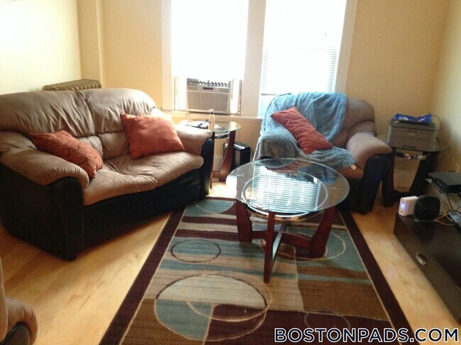 property at 156 Magazine St