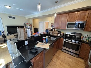 15 Orchard St, Unit 2 in Cambridge, MA - Building Photo - Building Photo