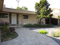 1210 Washoe Dr in San Jose, CA - Foto de edificio - Building Photo