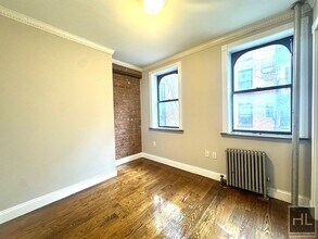 AVE A in New York, NY - Foto de edificio - Building Photo