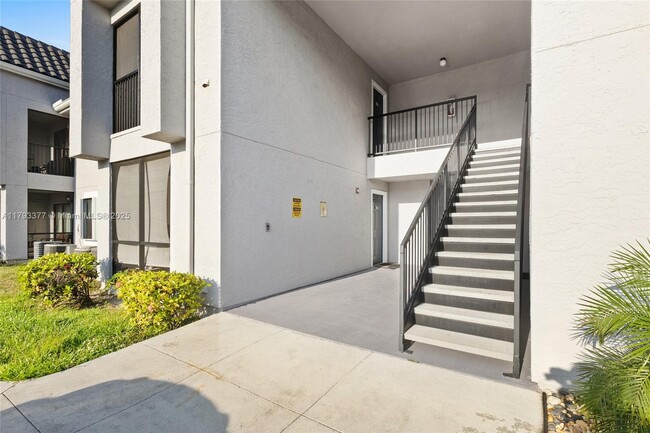 10381 SW 150th Ct in Miami, FL - Building Photo - Building Photo