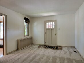 125 Gerhart Ave in Ephrata, PA - Foto de edificio - Building Photo