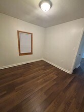 1041 Riverside Ave in Kingsport, TN - Foto de edificio - Building Photo