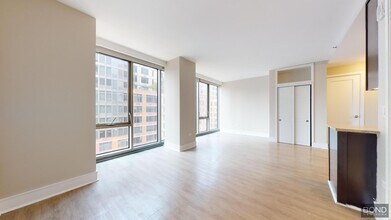 237 E 34th St in New York, NY - Building Photo - Building Photo