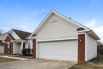 6123 Goldenfield Dr in Charlotte, NC - Building Photo - Building Photo