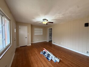 1037 Blake Way in Bowling Green, KY - Building Photo - Building Photo
