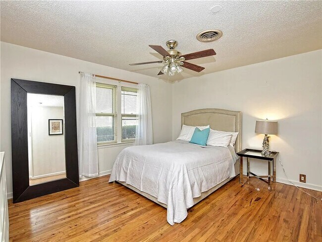 614 S Groos St in Kyle, TX - Building Photo - Building Photo