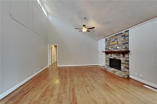 2731 Georgian Terrace in Marietta, GA - Building Photo - Building Photo